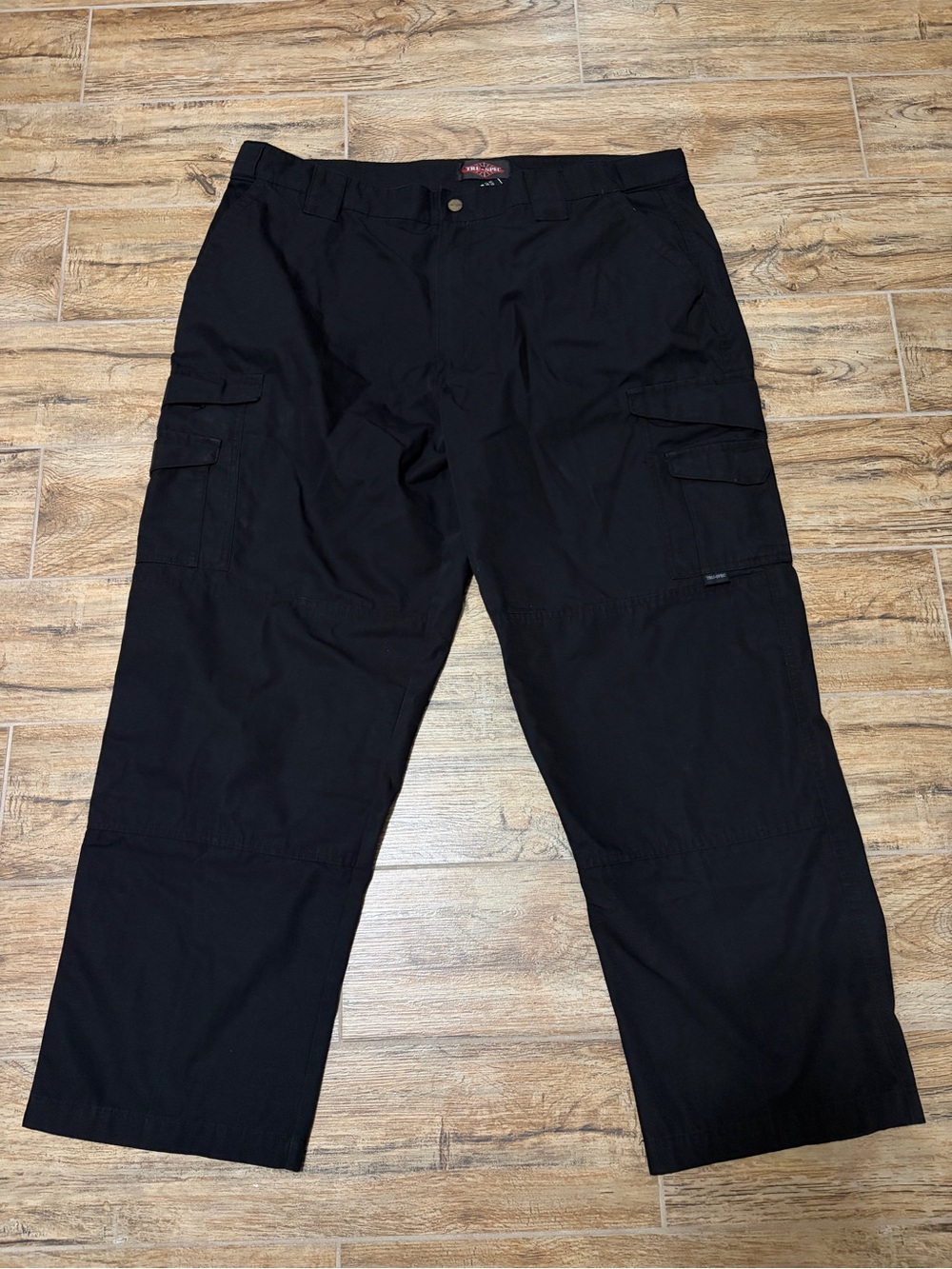 Men's Black Tactical Tru-Spec Cargo Pants with Multi-Pocket Utility military